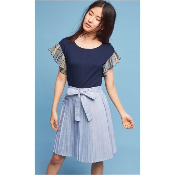 𝅺NWT Anthropologie Ruffled Top - Picture 2 of 6